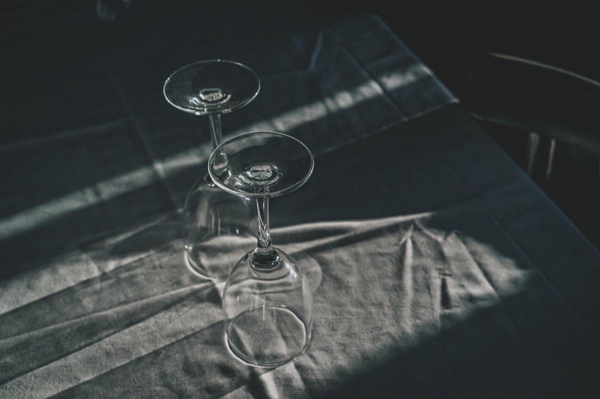 table, glasses, restaurant, goblet