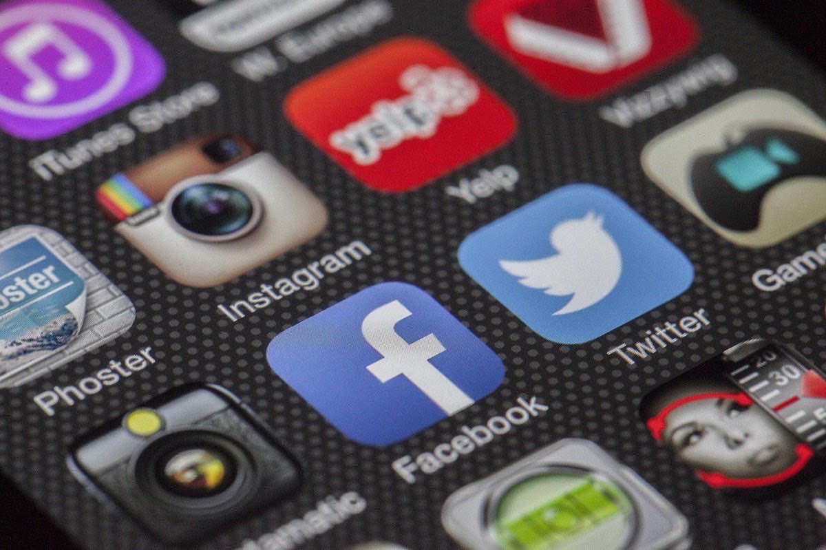 phone, display, apps, applications