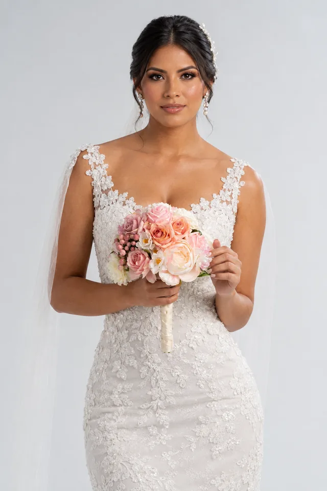 Muestra de poses de Poses de Boda: Novia de pie