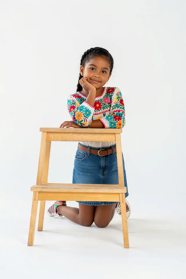 Muestra de poses de Poses para Niños y Adolescentes: Adolescentes · Sentados y con apoyo